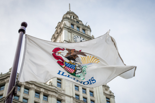illinois capitol flag building